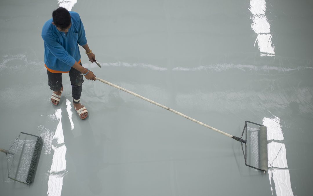 4 Reasons to Avoid an Epoxy Floor in Your Garage